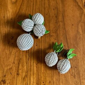 Vintage 1960’s Green & White Brooch and Earrings Set